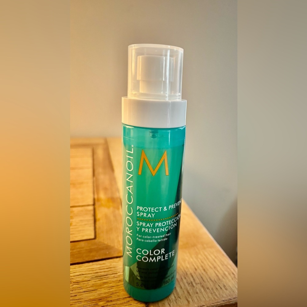 Moroccan Oil Protect and Prevent Spray - Brand new!  Full size.